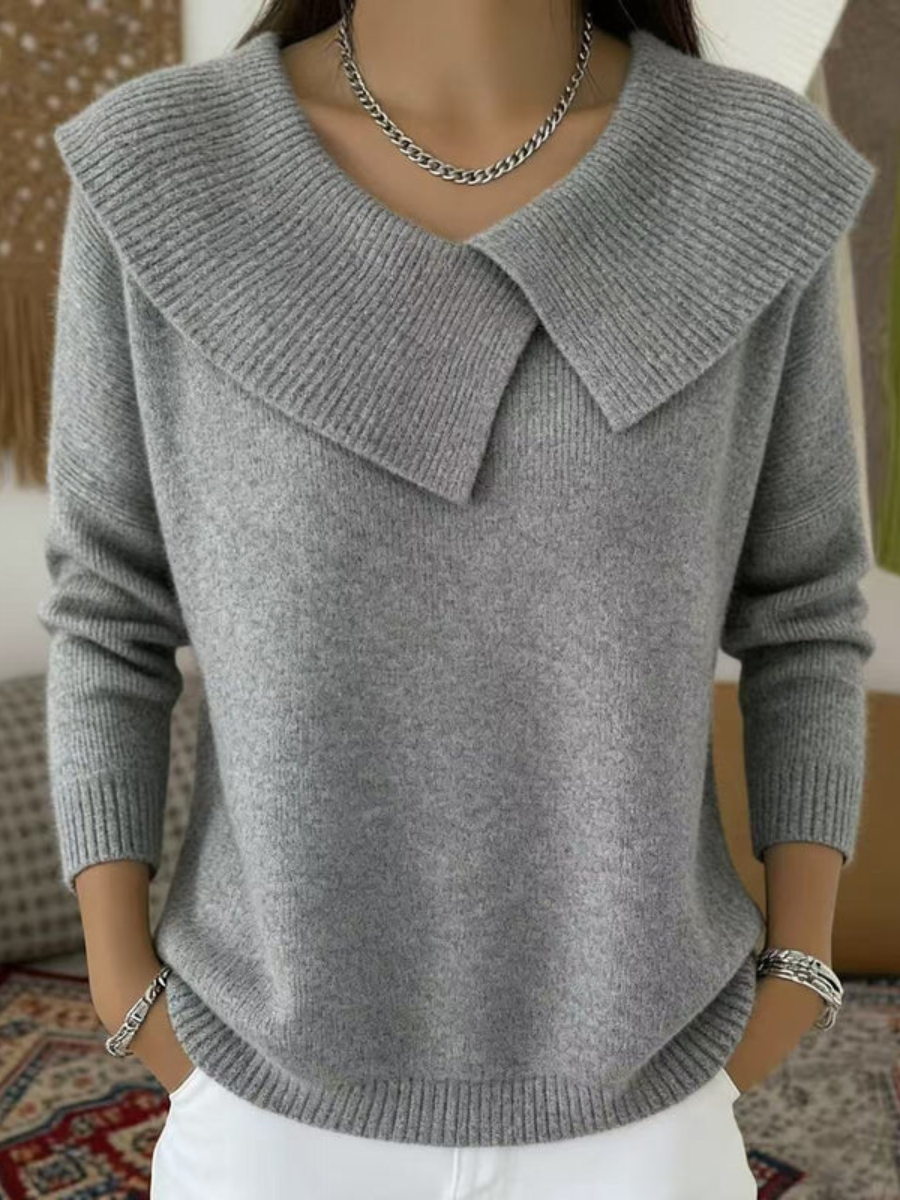 Lucia | Warm Jumper with Soft Collar