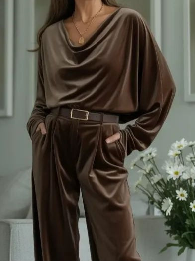 Coffee velvet turtleneck top and trousers set (including belt)