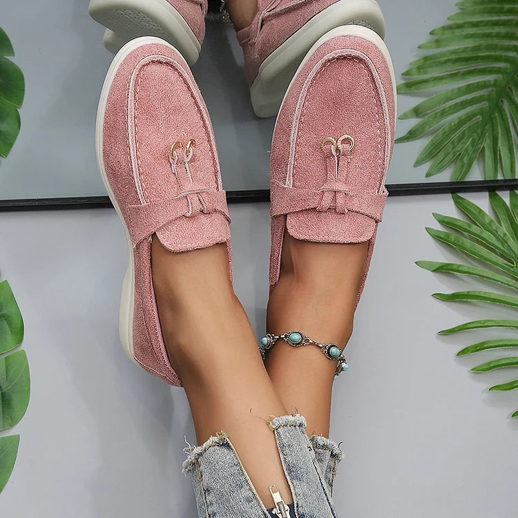 Saskia™ | Elegant Moccasins