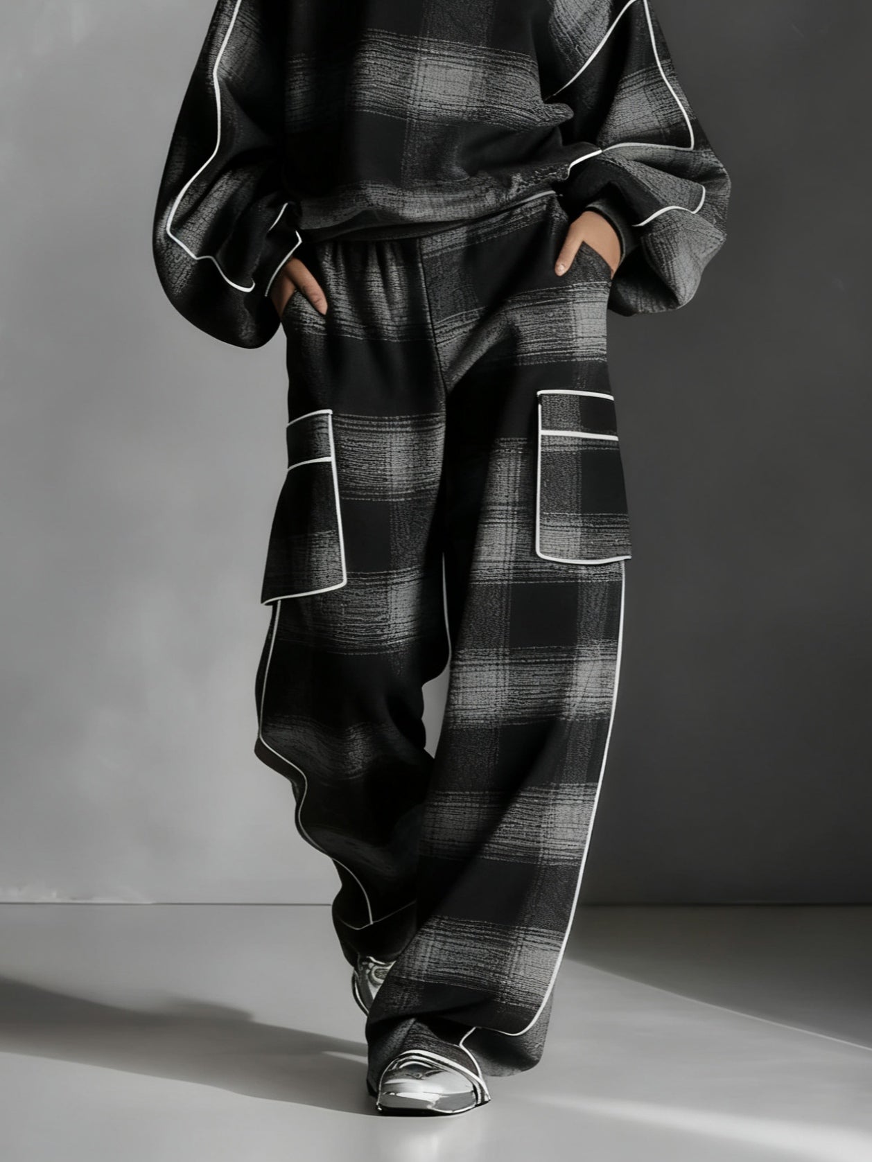 Black and Grey Plaid Colour-blocked Sweatshirt and Casual Trousers Two-piece Set