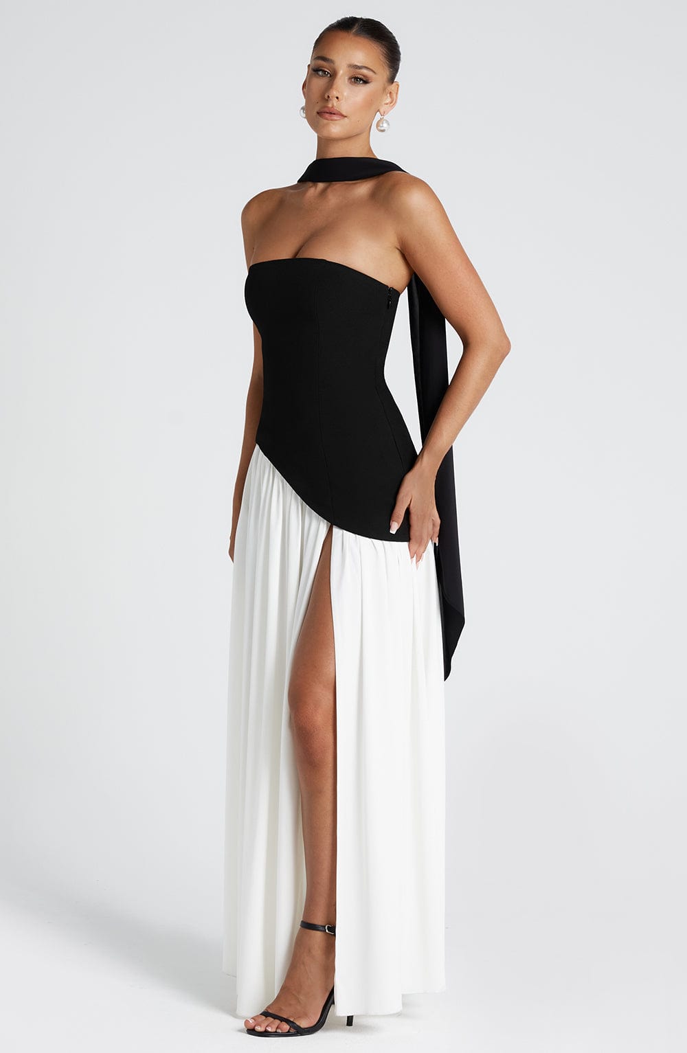 Muse™ | Chic Slit Maxi Dress