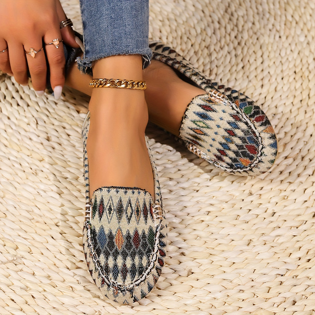 Meya™ | Classic Moccasin